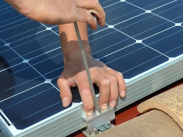 ¡Garantiza la eficiencia de tus placas solares!