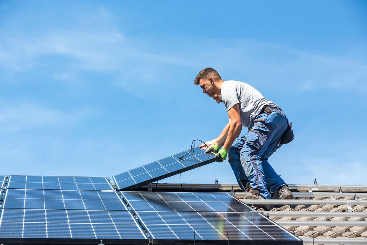 Técnico de placas solares en Burela